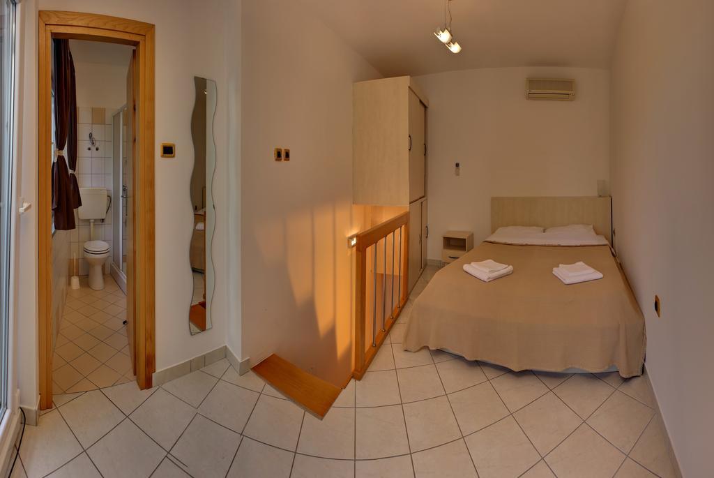 Vis A Vis Apartments Baška Cameră foto