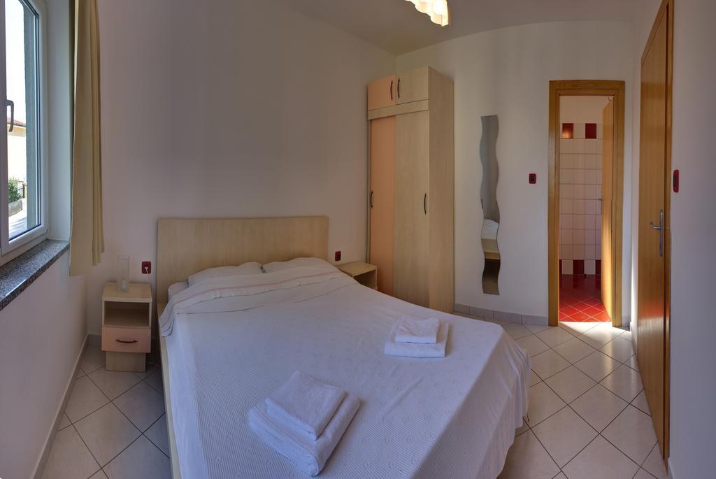 Vis A Vis Apartments Baška Cameră foto